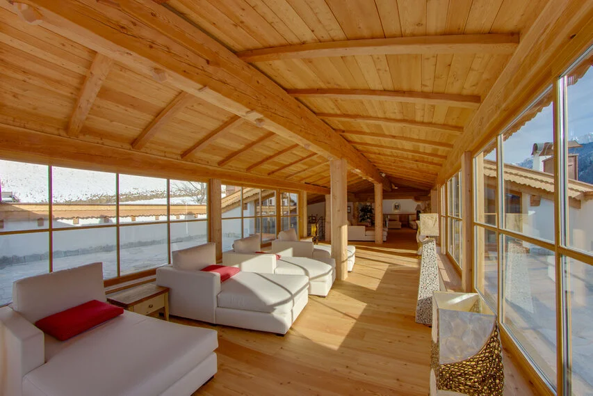 Ausgewählte Hotel- und Architekturfotografie aus Südtirol — fotografiert von Marco Bonatta.