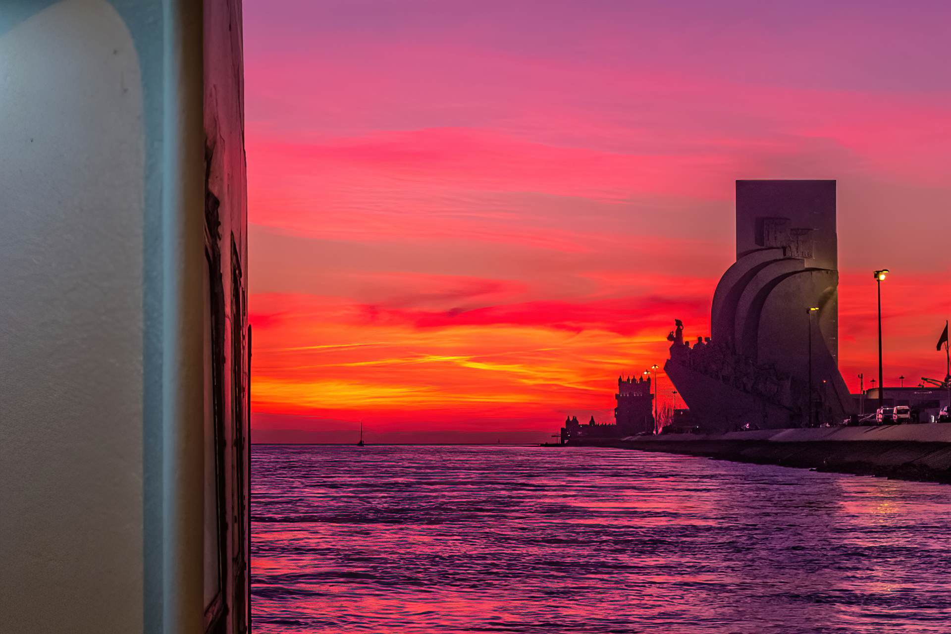 Hotelarchitektur, Innenraum oder Atmosphäre eines Südtiroler Gastbetriebs — fotografiert von Marco Bonatta.