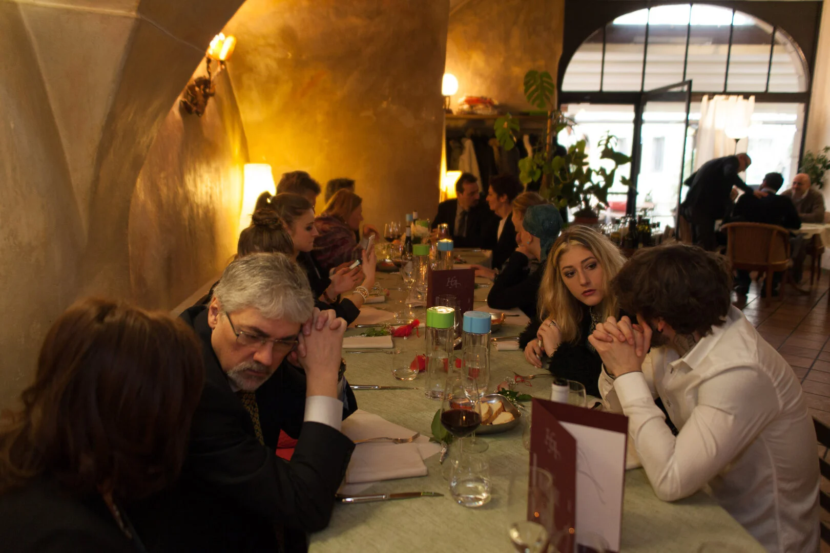 Emotionale Paar-, Familien- oder Hochzeitsreportage in Südtirol — fotografiert von Marco Bonatta.