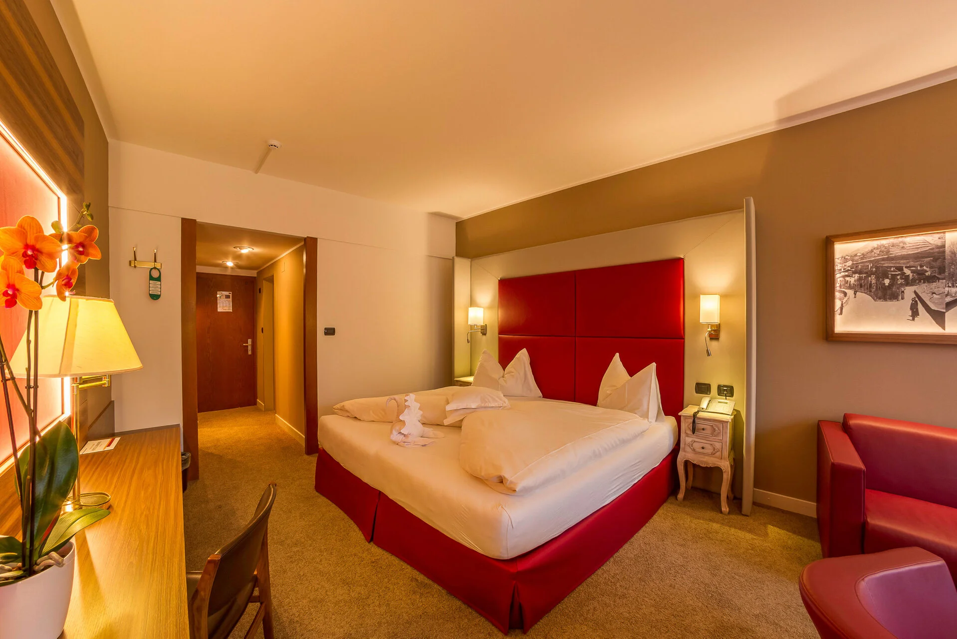 Ausgewählte Hotel- und Architekturfotografie aus Südtirol — fotografiert von Marco Bonatta.